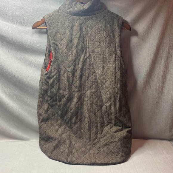 Elizabeth McKay quilted  snap front vest size extra small - Picture 2 of 4